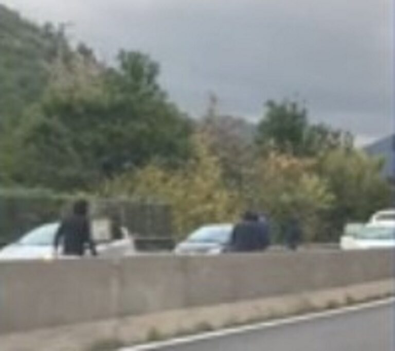 Avellino-Pagani, i tifosi paganesi seminano il panico in autostrada