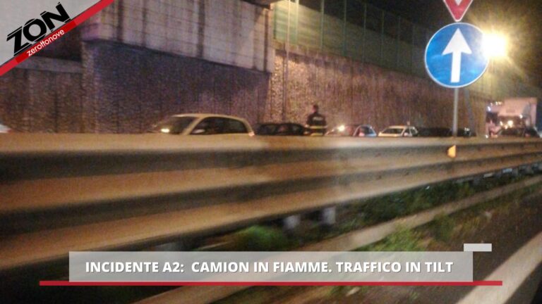 Incidente A2, camion in fiamme: traffico in tilt