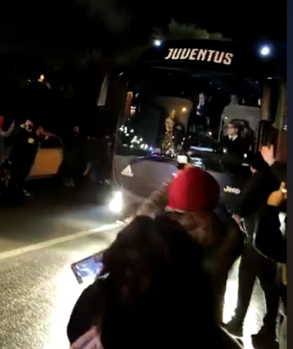 “Salernitani bianconeri” all’Hotel della Juventus: è polemica -IL VIDEO