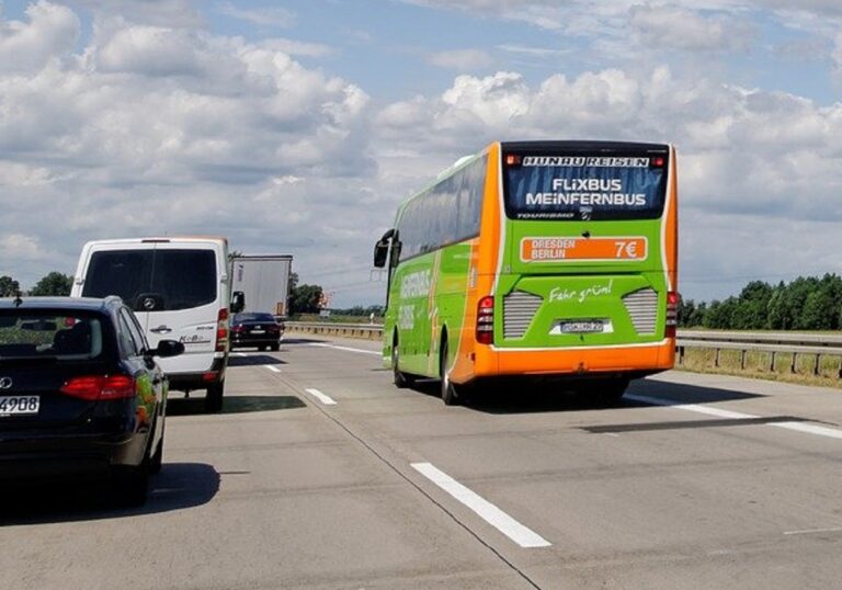 FlixBus: più corse per Salerno e provincia in vista del Natale