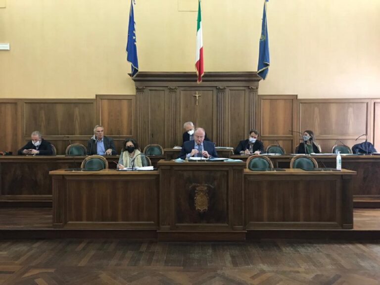 Provincia Salerno, oggi l’ultimo Consiglio prima delle elezioni