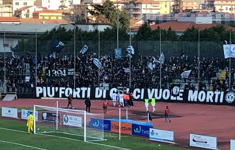 Cavese, misure cautelari per 4 ultras dopo gli scontri del 22 maggio