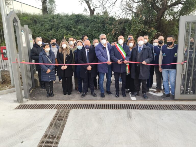 Inaugurata a Montecorvino Rovella l’isola ecologica