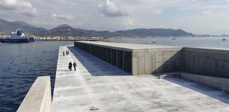 Porto di Salerno, lavori quasi finiti per allargamento imboccatura