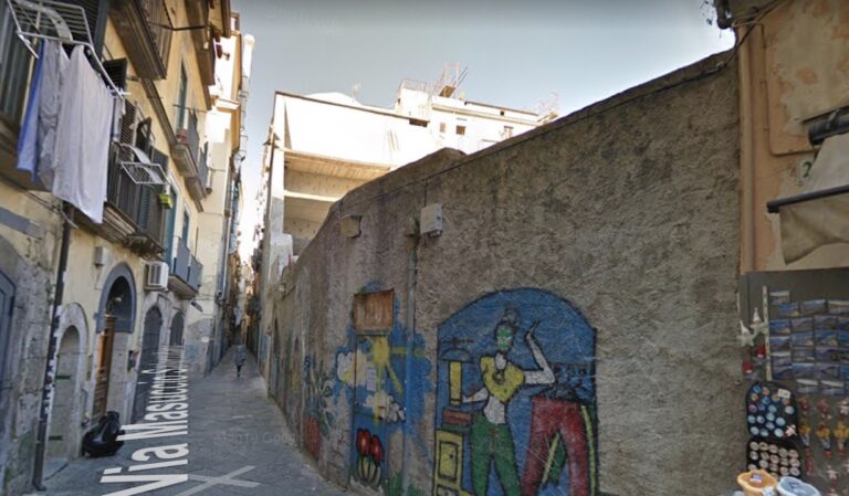 Salerno, 10 anni fa abbattuto Palazzo Renna: c’è ancora degrado