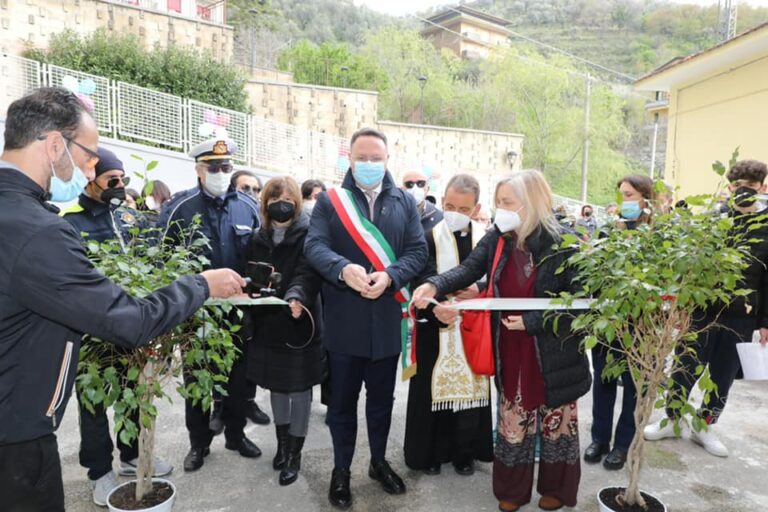 Pellezzano, taglio del nastro dei locali ex asilo comunale