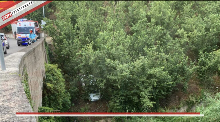 San Cipriano Picentino: perde il controllo dell’auto e precipita giù da un ponte