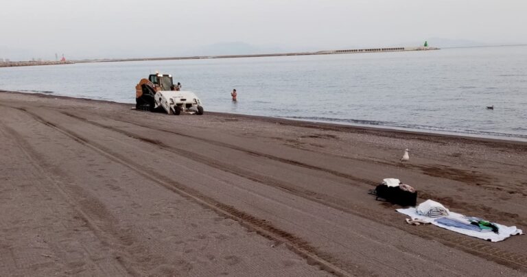 Salerno Pulita, baia ripulita: “Non basta, serve collaborazione di tutti”