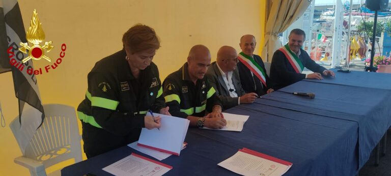 Agropoli e Capaccio: firmate le convenzioni 2022 tra i Vigili del Fuoco e i comuni