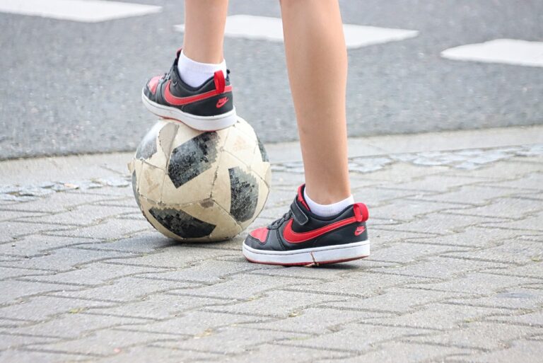 Sant’Arsenio, vietati schiamazzi e giocare a calcio: l’ordinanza