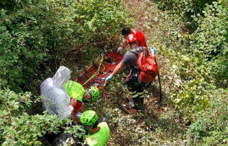 Giffoni Valle Piana, Vigili del Fuoco recuperano salma di uomo scomparso