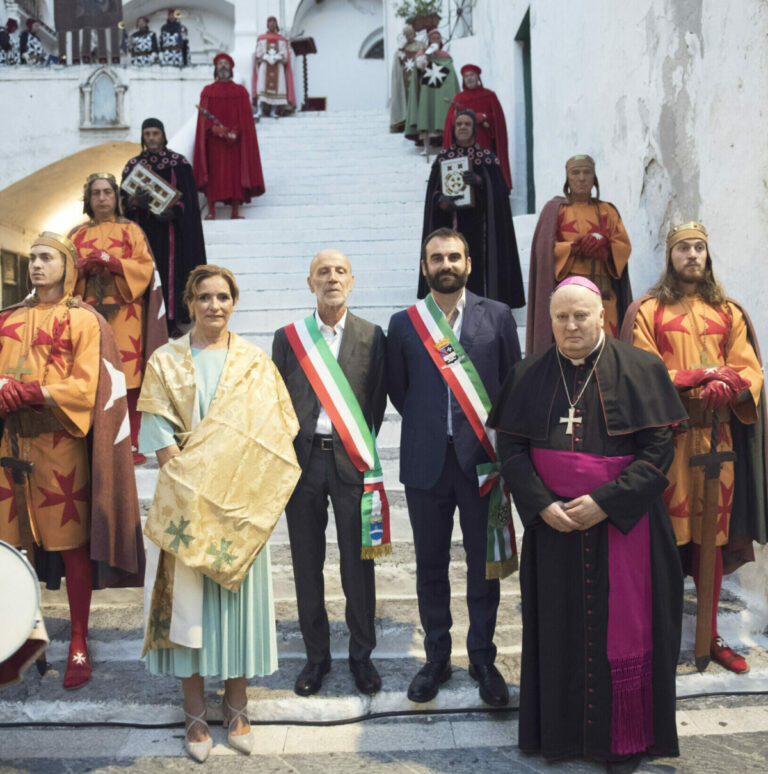 Amalfi, Marisa Cuomo insignita del titolo di “Magistra di Civiltà Amalfitana”