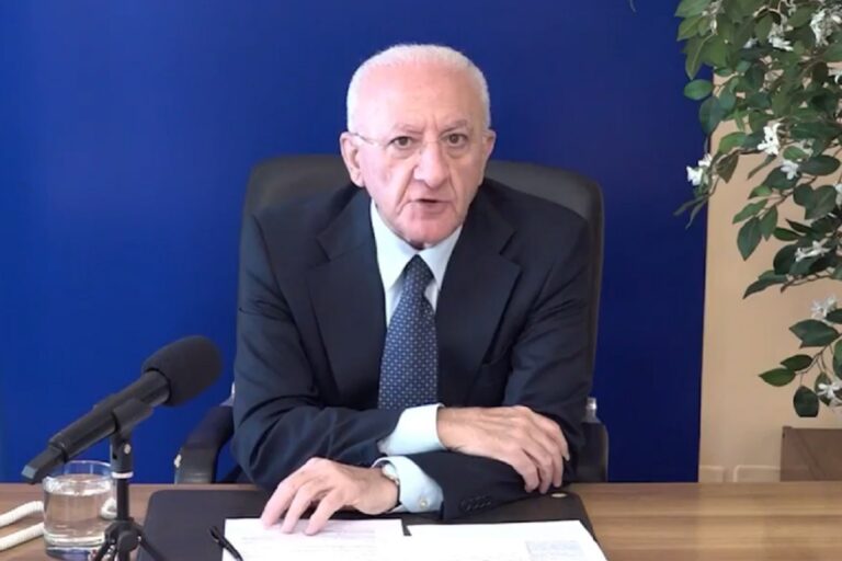 De Luca sulle elezioni: “Dopo il 25 settembre confusione totale”