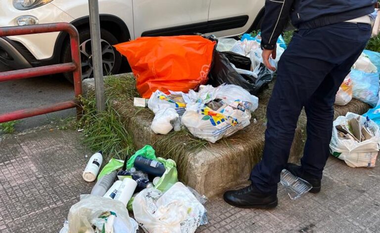 Salerno, rifiuti conferiti erroneamente nella zona Via Irno