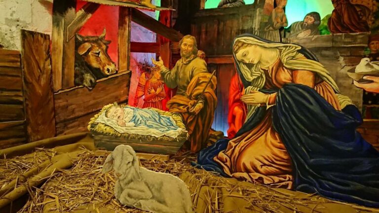 Maiori, inaugurazione Presepe Dipinto nel Palazzo Mezzacapo