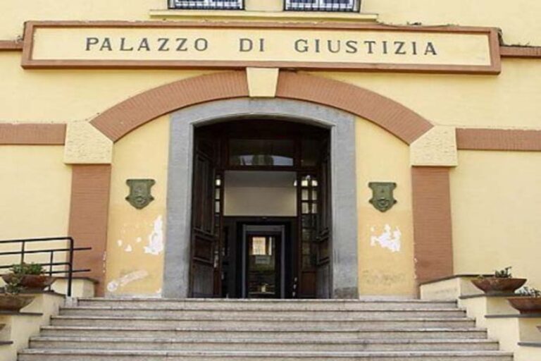 Nocera Inferiore: furto all’interno del Tribunale, ladro ai domiciliari