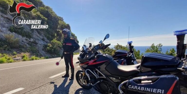 Costiera: controlli dei Carabinieri alla circolazione stradale